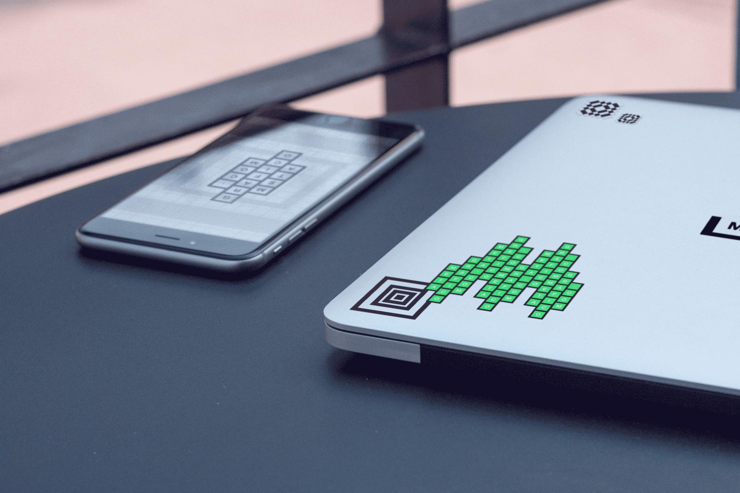 metagrafico_computadora-iphone_preview