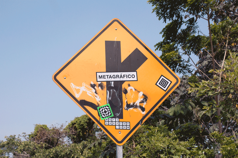 <br />
<b>Deprecated</b>:  Function create_function() is deprecated in <b>/home/lu1nd9x51qfq/domains/metagrafico.com/html/kirby/toolkit/lib/html.php</b> on line <b>105</b><br />
Stickers en Rótulos